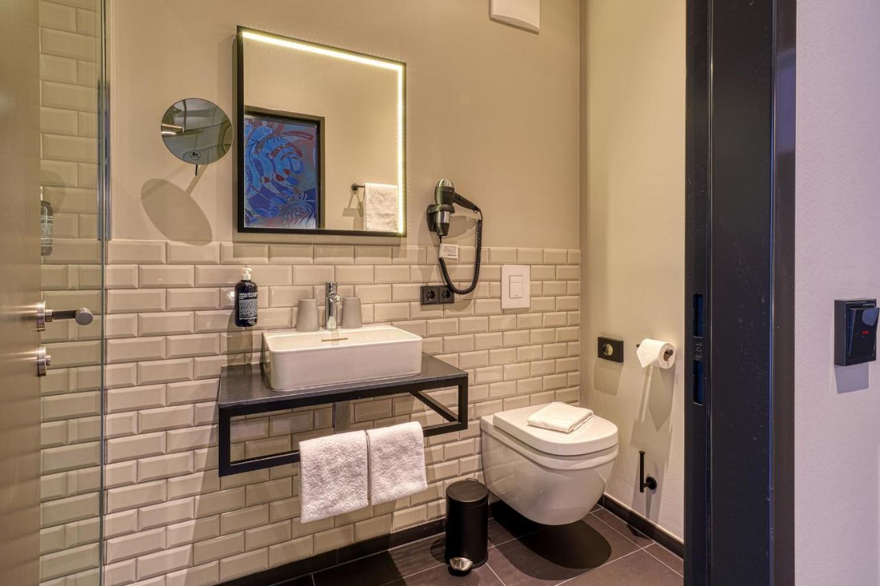 Vienna House Easy By Wyndham Bonn City エクステリア 写真